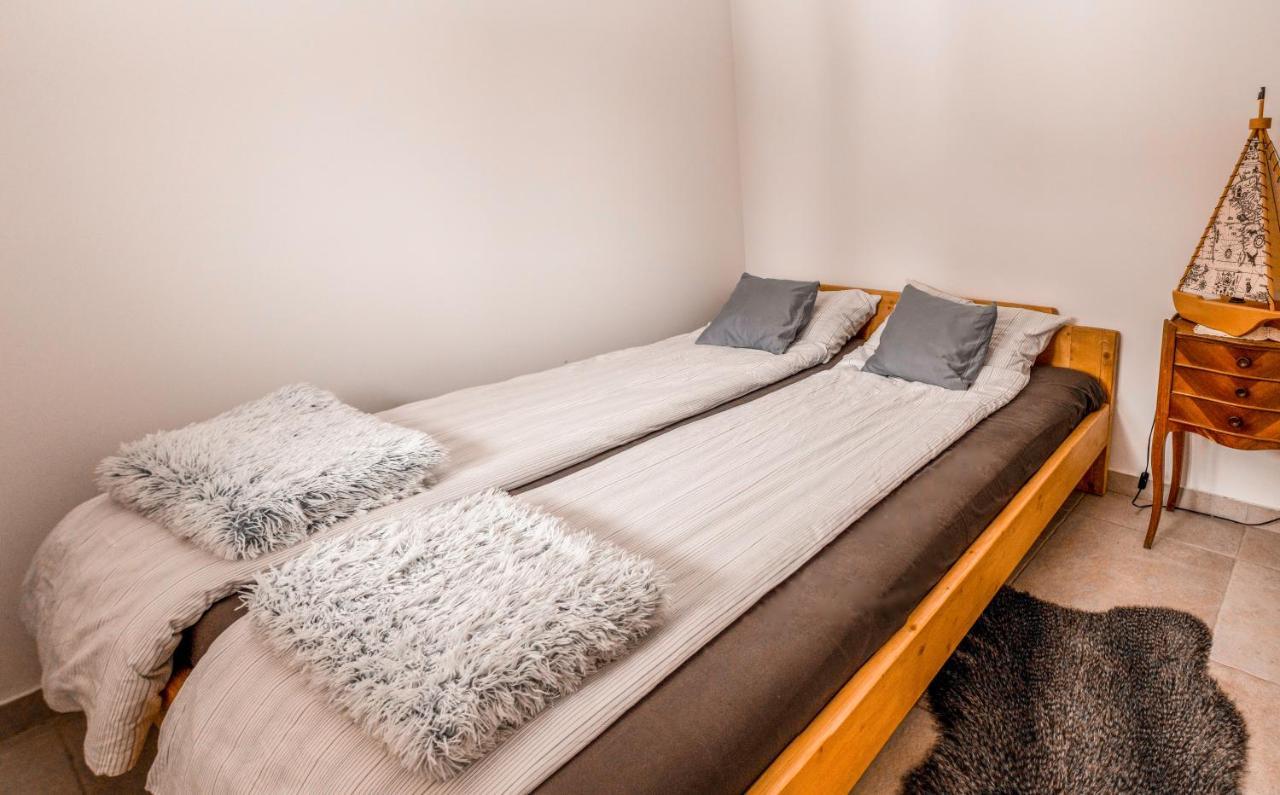 Apartmani Lunija Gornji Milanovac Dış mekan fotoğraf
