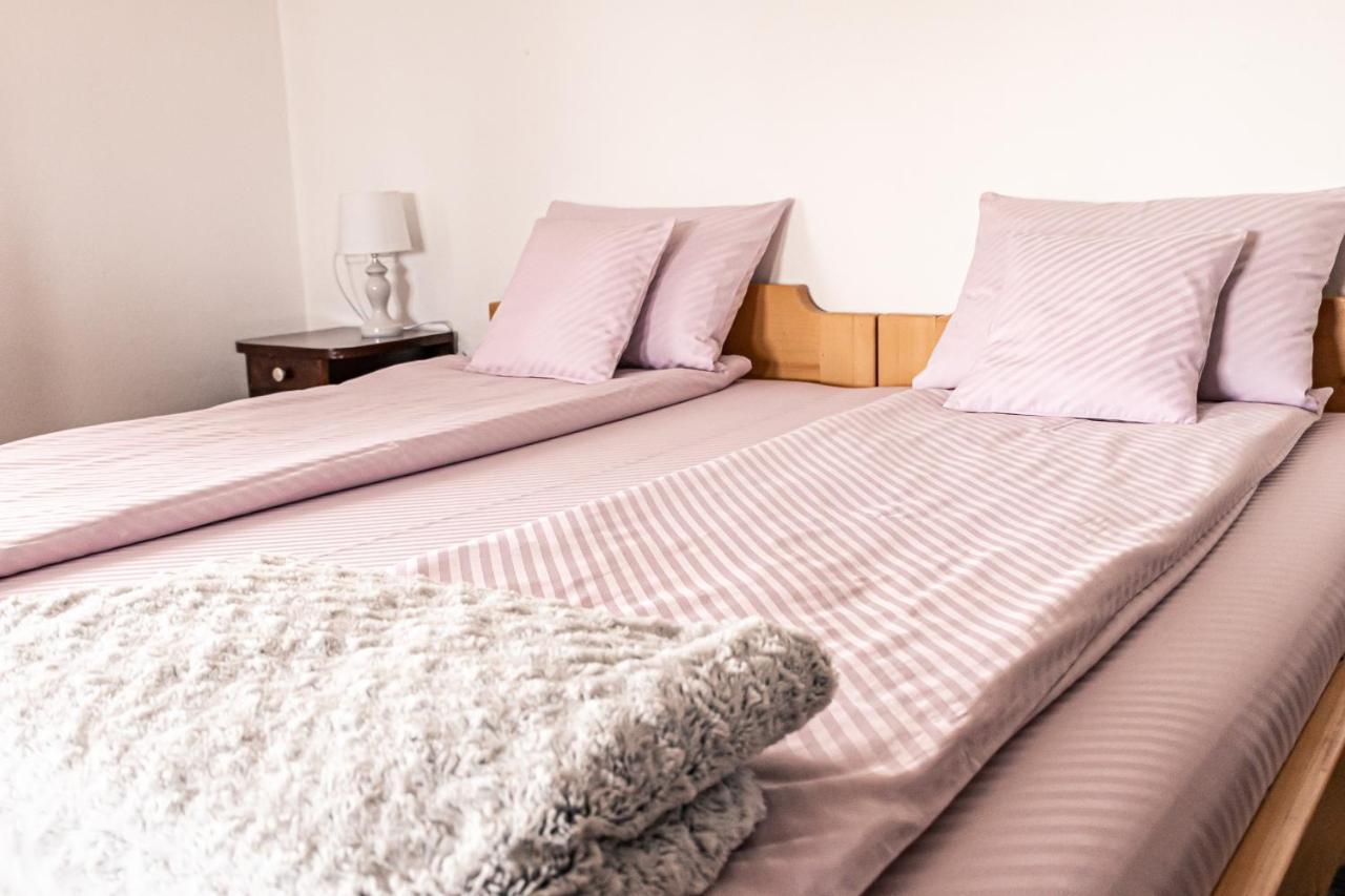 Apartmani Lunija Gornji Milanovac Dış mekan fotoğraf